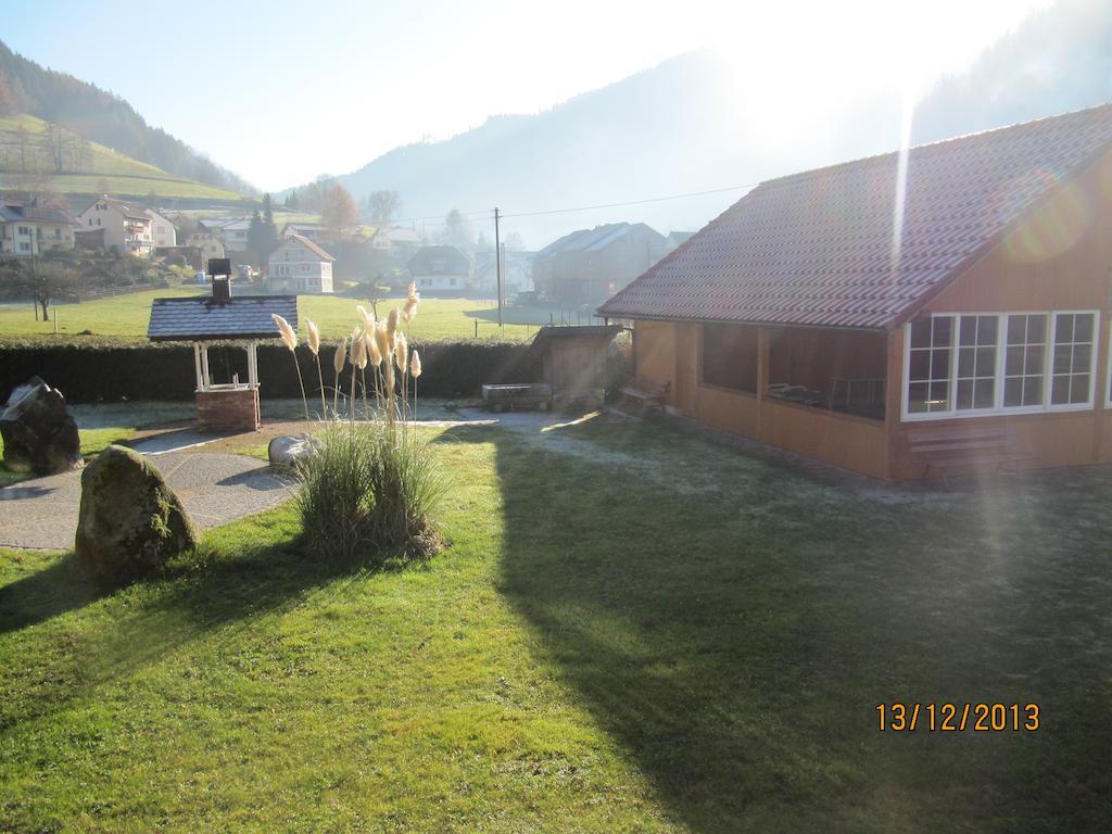 Gasthaus-Krone-Post Simonswald Kültér fotó