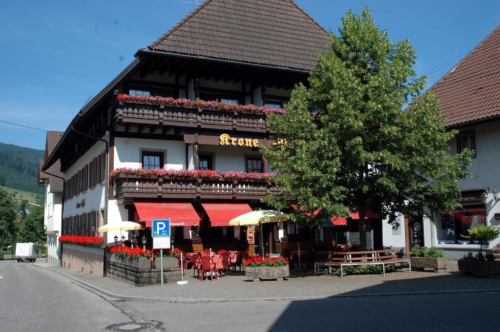 Gasthaus-Krone-Post Simonswald Kültér fotó